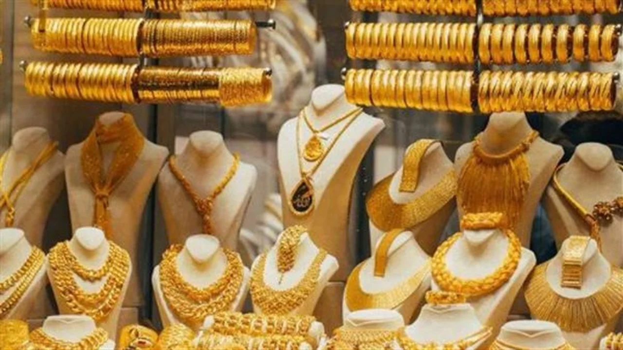 توقعات بارتفاع قياسي في أسعار المعدن النفيس بعد تجاوزه 5250 دولارًا للأونصة عالميًا